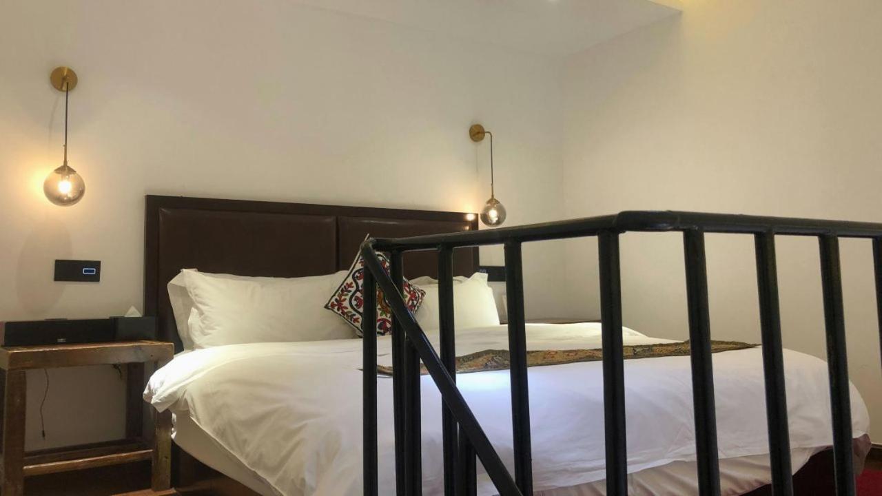Qintai Tibetan Culture Boutique Hotel Thành Đô Ngoại thất bức ảnh